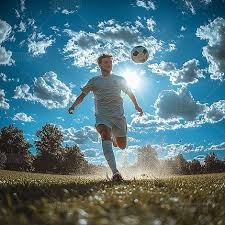 孔帕尼：卡尔能否和梅西相比？我们只想让他成为最好的卡尔